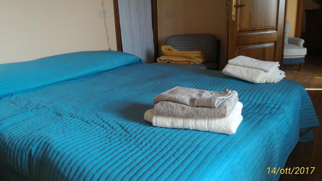 L'Ape In Corte Casa Di Campagna, Via Francigena Stanze E Colazione Vaccarizza ภายนอก รูปภาพ