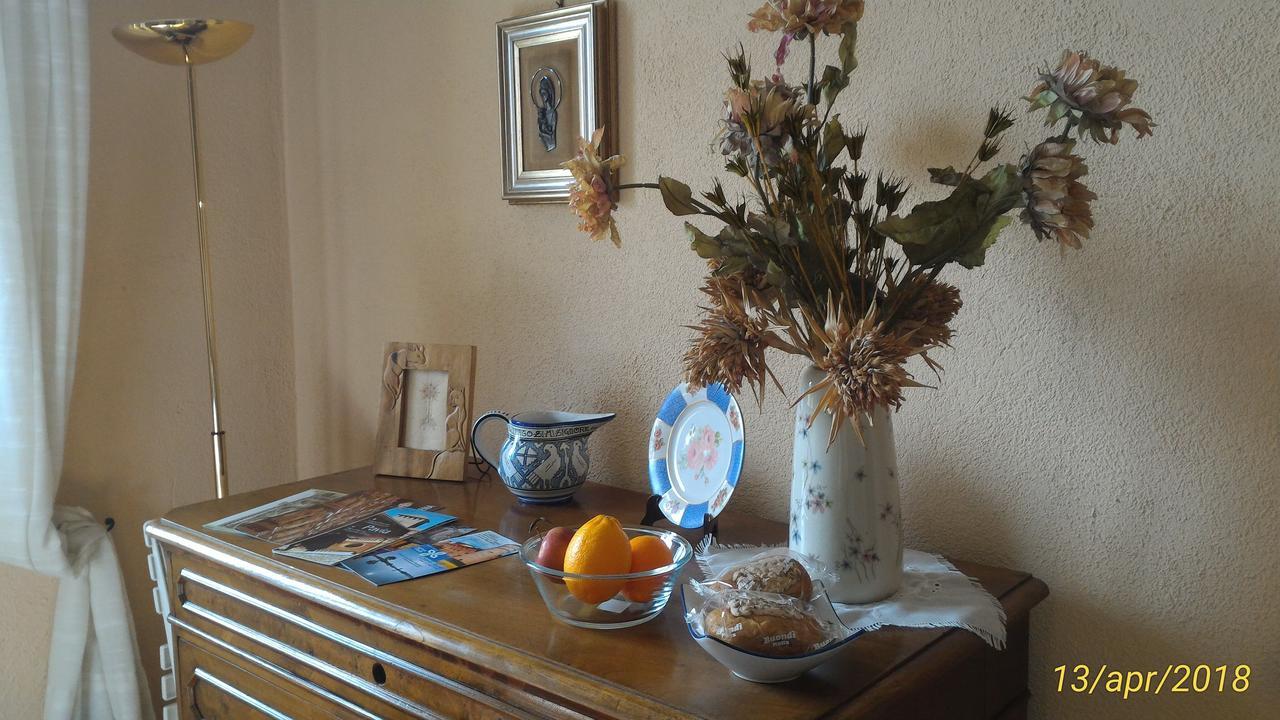 L'Ape In Corte Casa Di Campagna, Via Francigena Stanze E Colazione Vaccarizza ภายนอก รูปภาพ