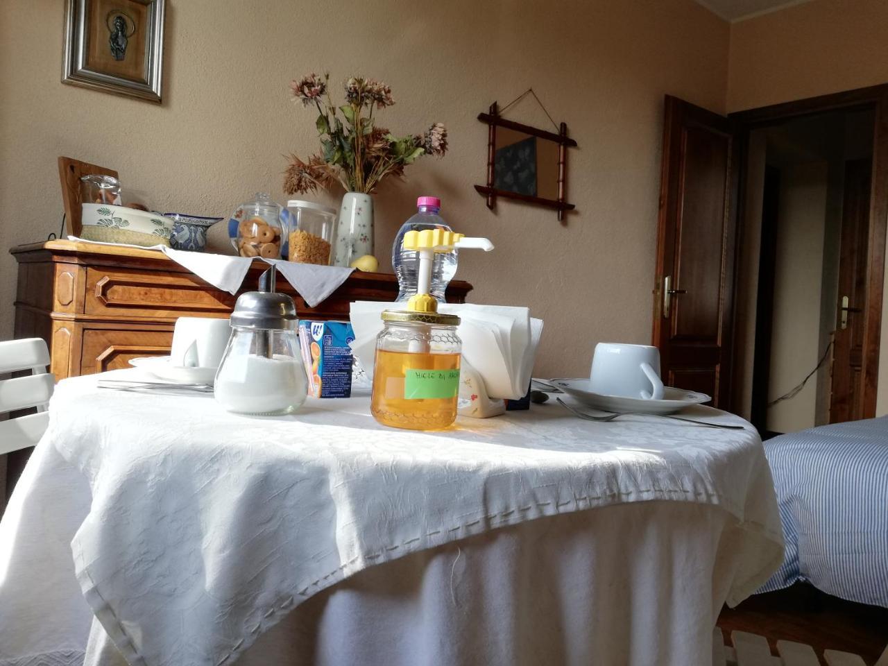 L'Ape In Corte Casa Di Campagna, Via Francigena Stanze E Colazione Vaccarizza ภายนอก รูปภาพ