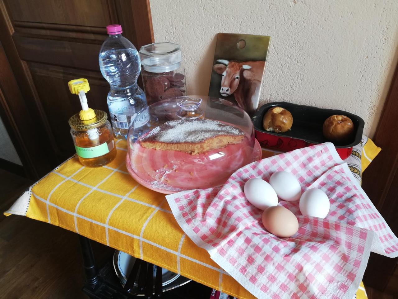 L'Ape In Corte Casa Di Campagna, Via Francigena Stanze E Colazione Vaccarizza ภายนอก รูปภาพ